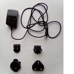 BlackBerry Interchangeable Power Outlet Plug Wall Charger with Mini-B USB Cable